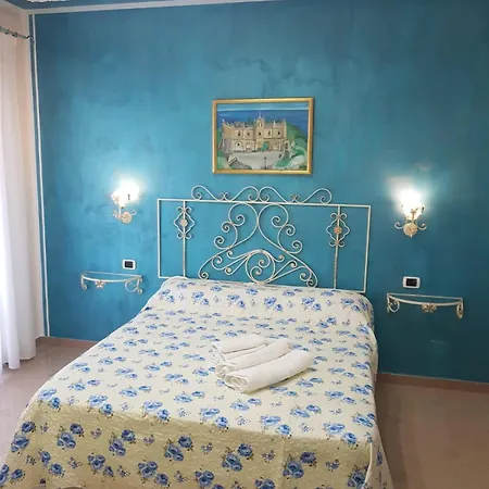 Annina Bed & Breakfast 3*