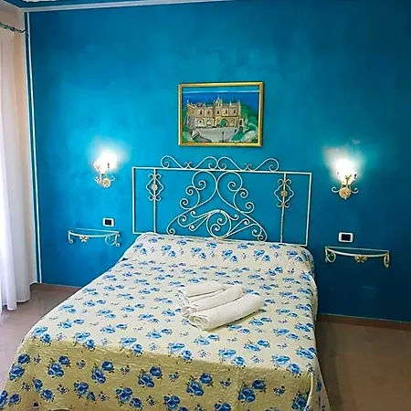 Annina 3* Tropea