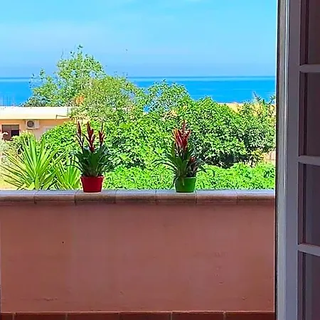 Annina Bed & Breakfast 3*