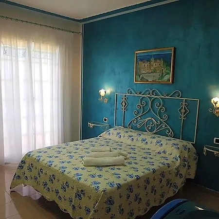Annina Bed & Breakfast 3*